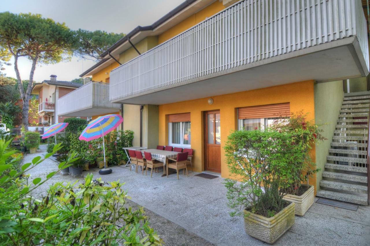 Residence Villa Laura Lignano Sabbiadoro Exterior foto